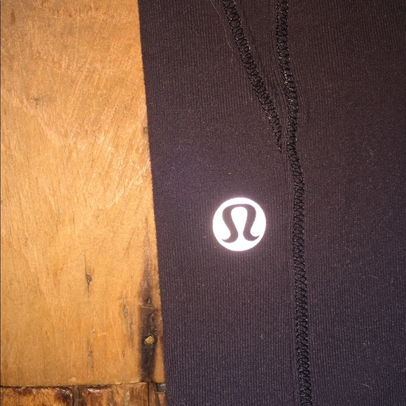 Grey size 4 lululemons! - Picture 2 of 2