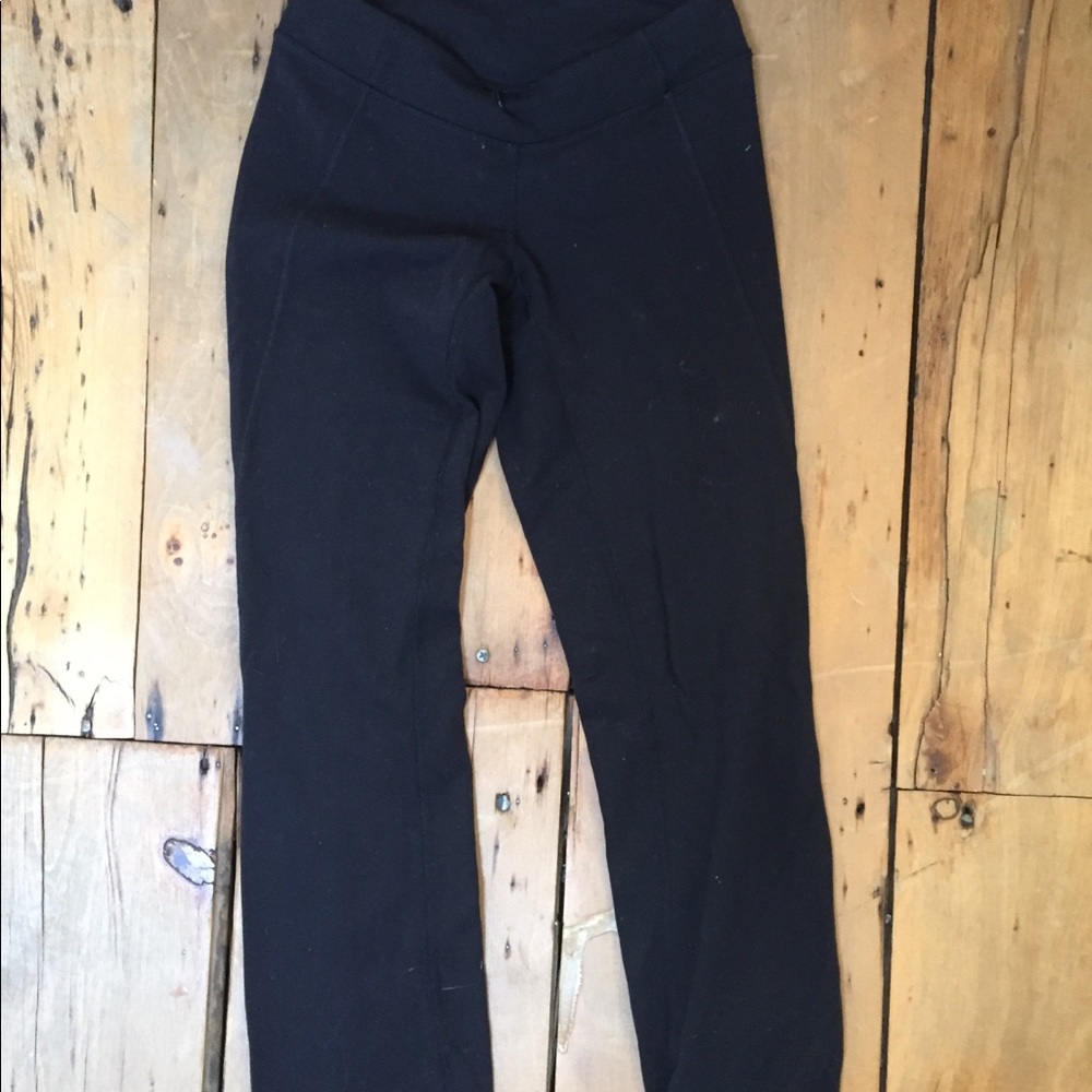 Black lululemons size 4 :)