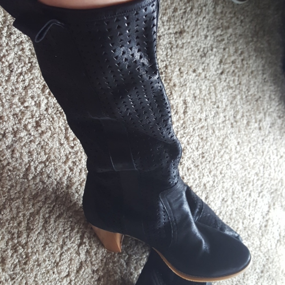European boots - Picture 5 of 5