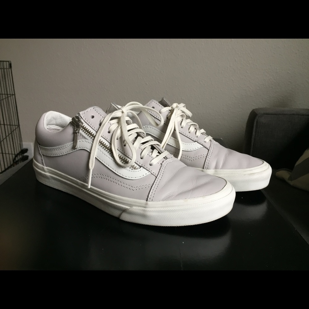 VANS Leather Old Skool with Zipper Sz 8W