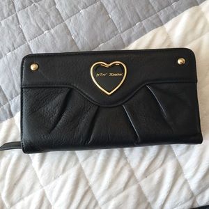 Betsy Johnson Black Wallet