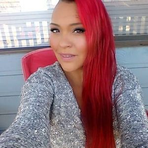 Meet your Posher, April