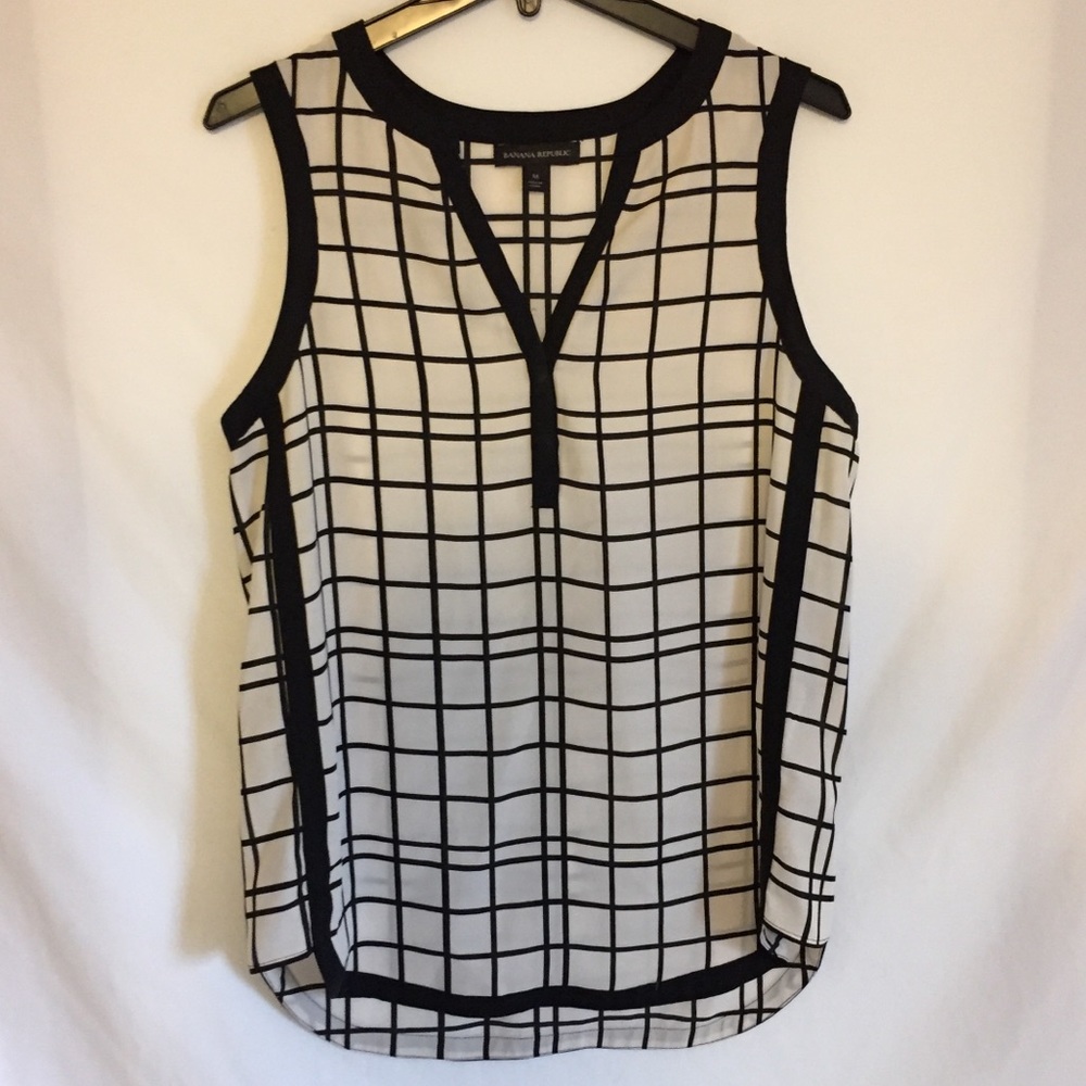 Banana Republic Sleeveless Blouse