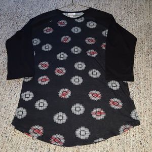 Lularoe Randy tee