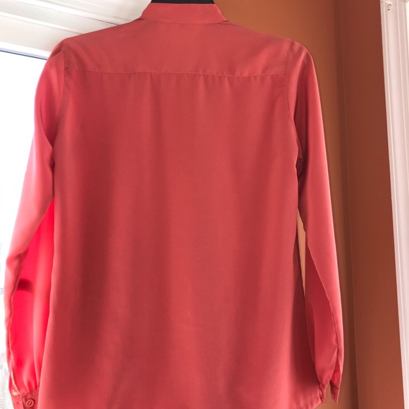 Peach blouse - Picture 2 of 2