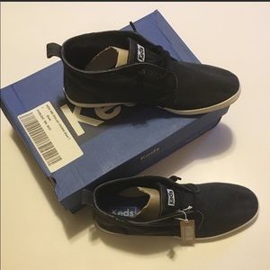 BNWB BLACK KEDS CHILLAX CHUKKA SLIP ON SHOES. 7