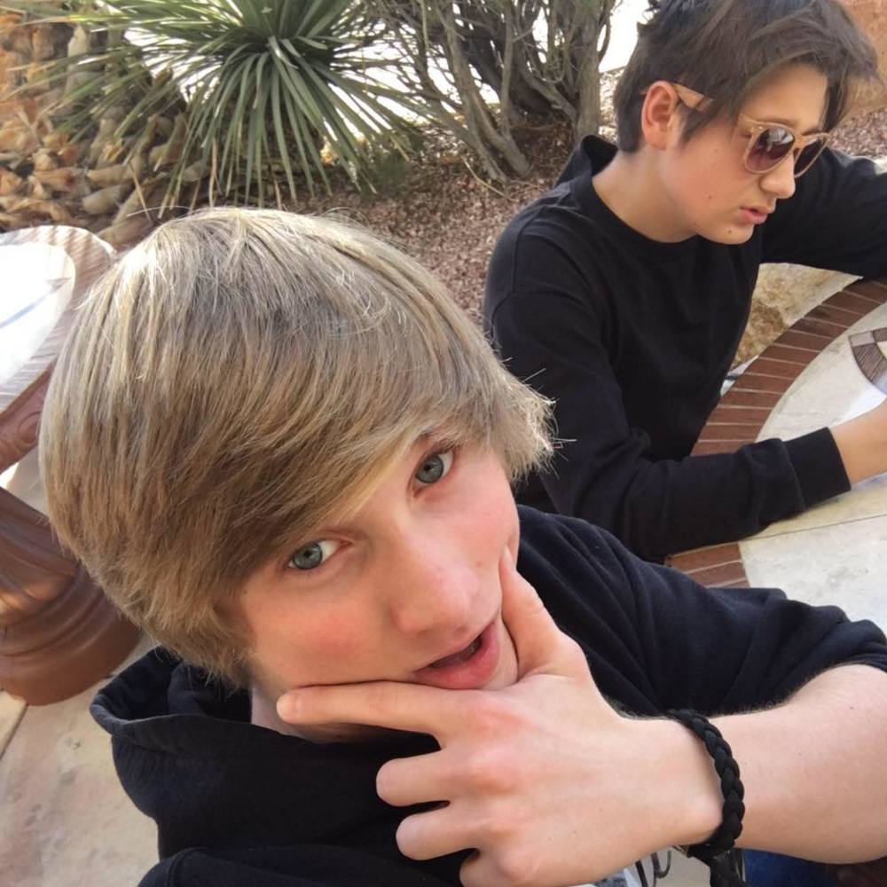 Meet your Posher, Justin