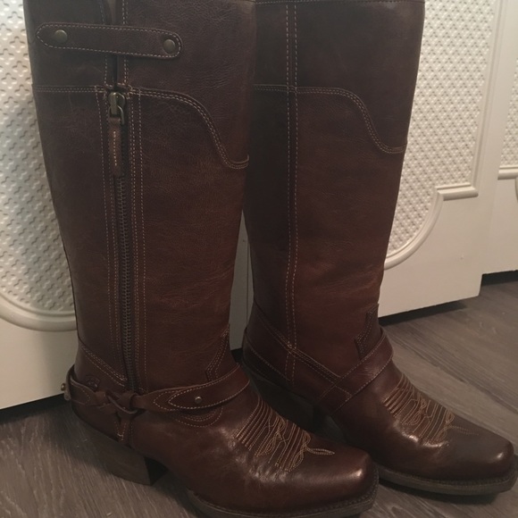 New women’s Ariat Boots - Picture 6 of 8
