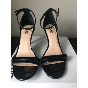 Abound strappy heels size 8.5
