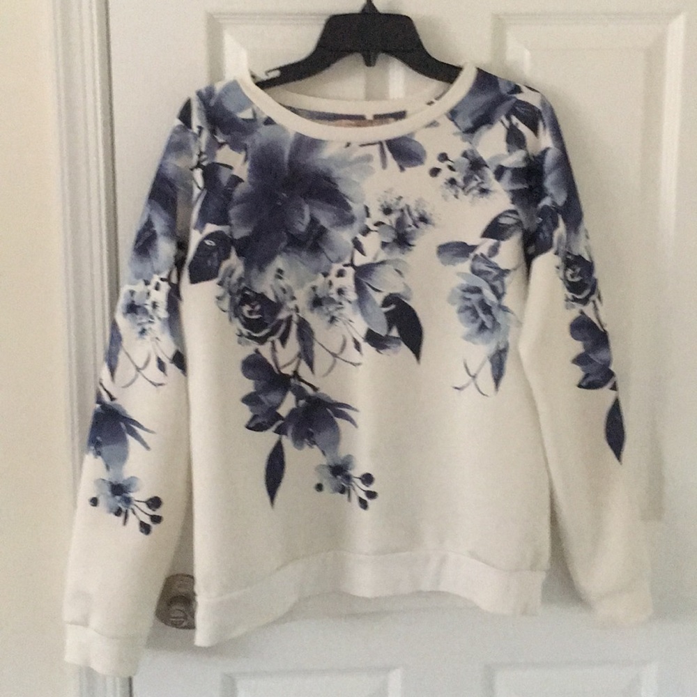 Forever 21 sweatshirt
