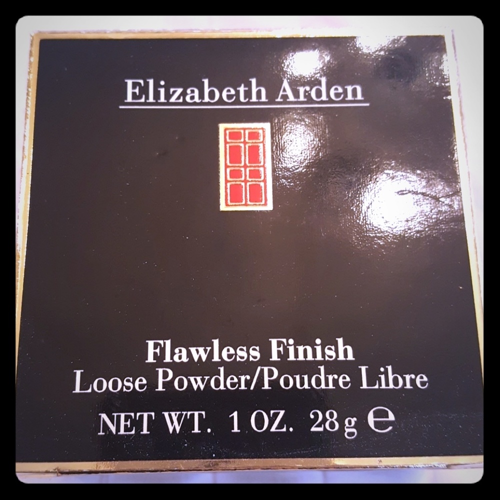 Elizabeth Arden Flawless finish loose powder