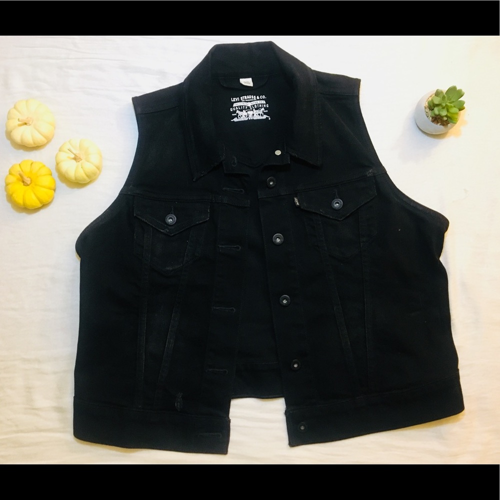 Levi-Black Denim Jean Vest Sleeveless Jacket Biker