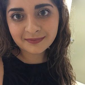 Meet your Posher, Isabella