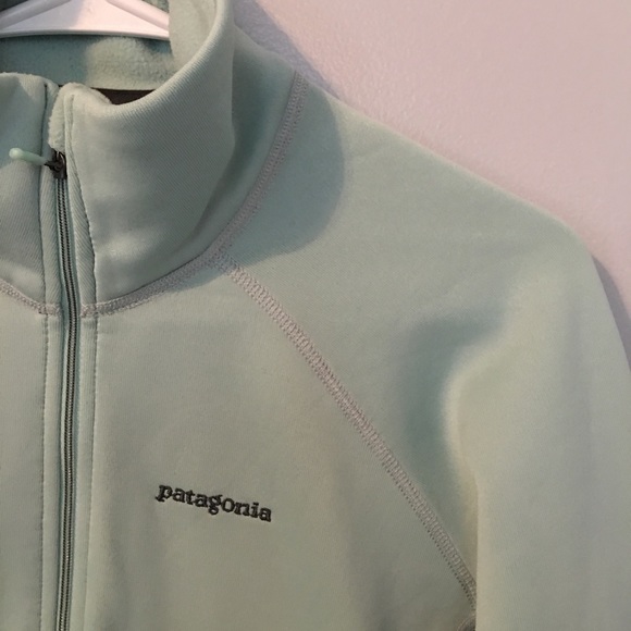 Patagonia Fleece 1/4 Zip - Picture 3 of 4