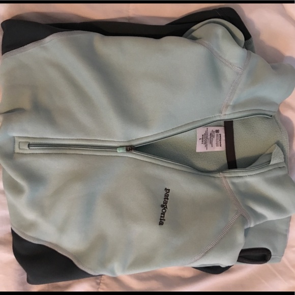 Patagonia Fleece 1/4 Zip - Picture 4 of 4