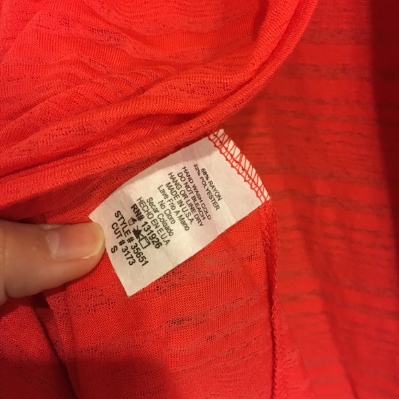 Red top - Picture 3 of 3