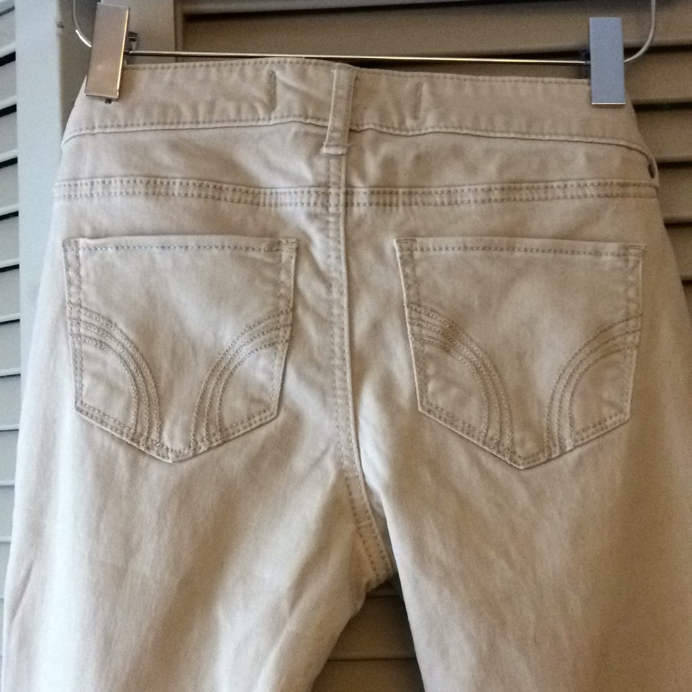 Hollister Super Skinny Khaki Pants