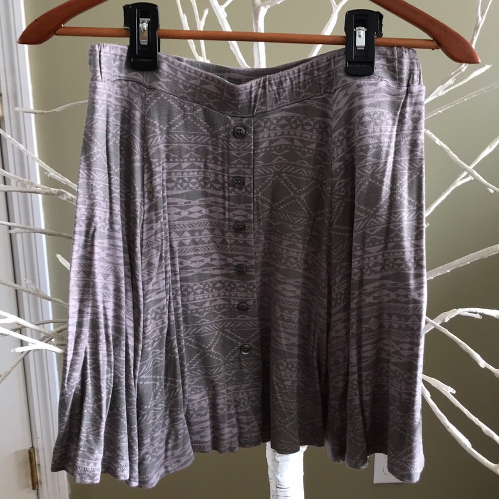 American Eagle “Don’t Ask Why” One Size Skirt