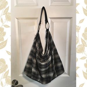 **CLEARANCE** super cute plaid hobo bag