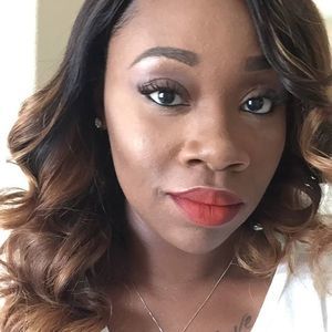 Meet your Posher, Brittney