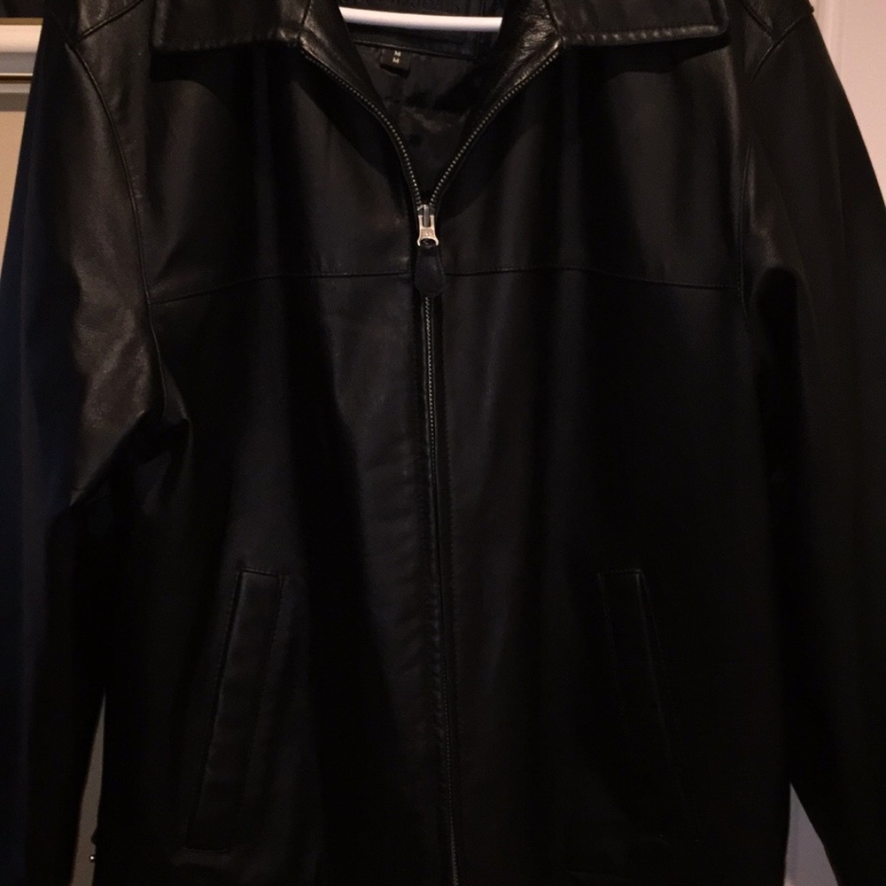 Men's black leather jacket sizeM never worn