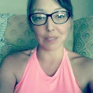 Meet your Posher, Lena