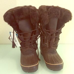 ❄️ NEW WITH TAGS Khombu Snow Boots ❄️