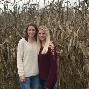 Meet your Posher, Halie