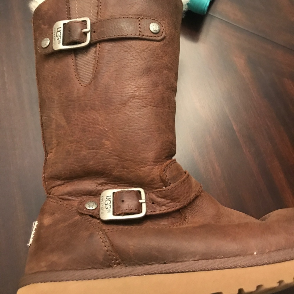 Girls ugg shearling boots size 3