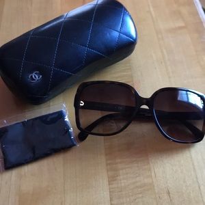 NWOT Chanel Square Sunglasses