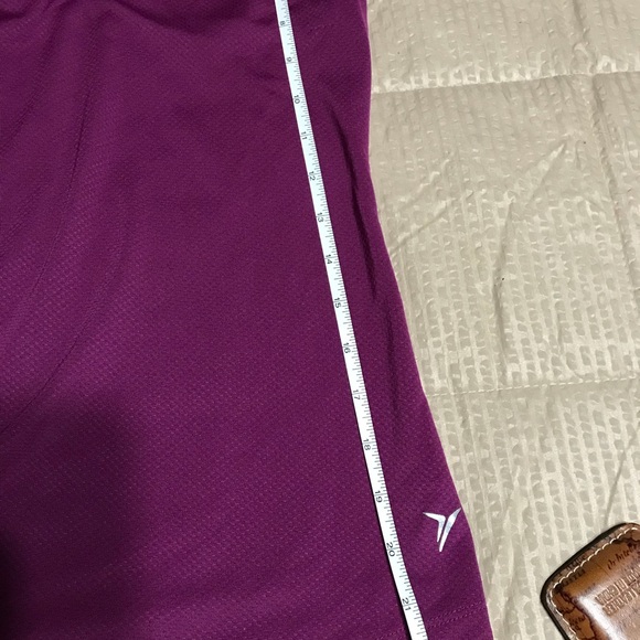 Old Navy exercise shirt XS purple - Picture 4 of 6