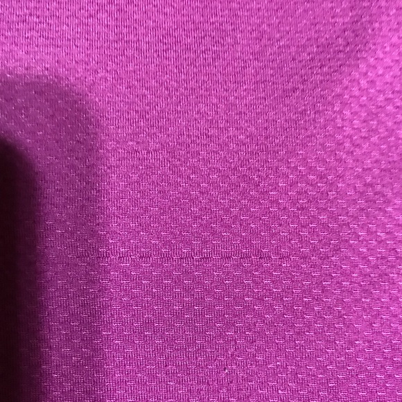 Old Navy exercise shirt XS purple - Picture 5 of 6