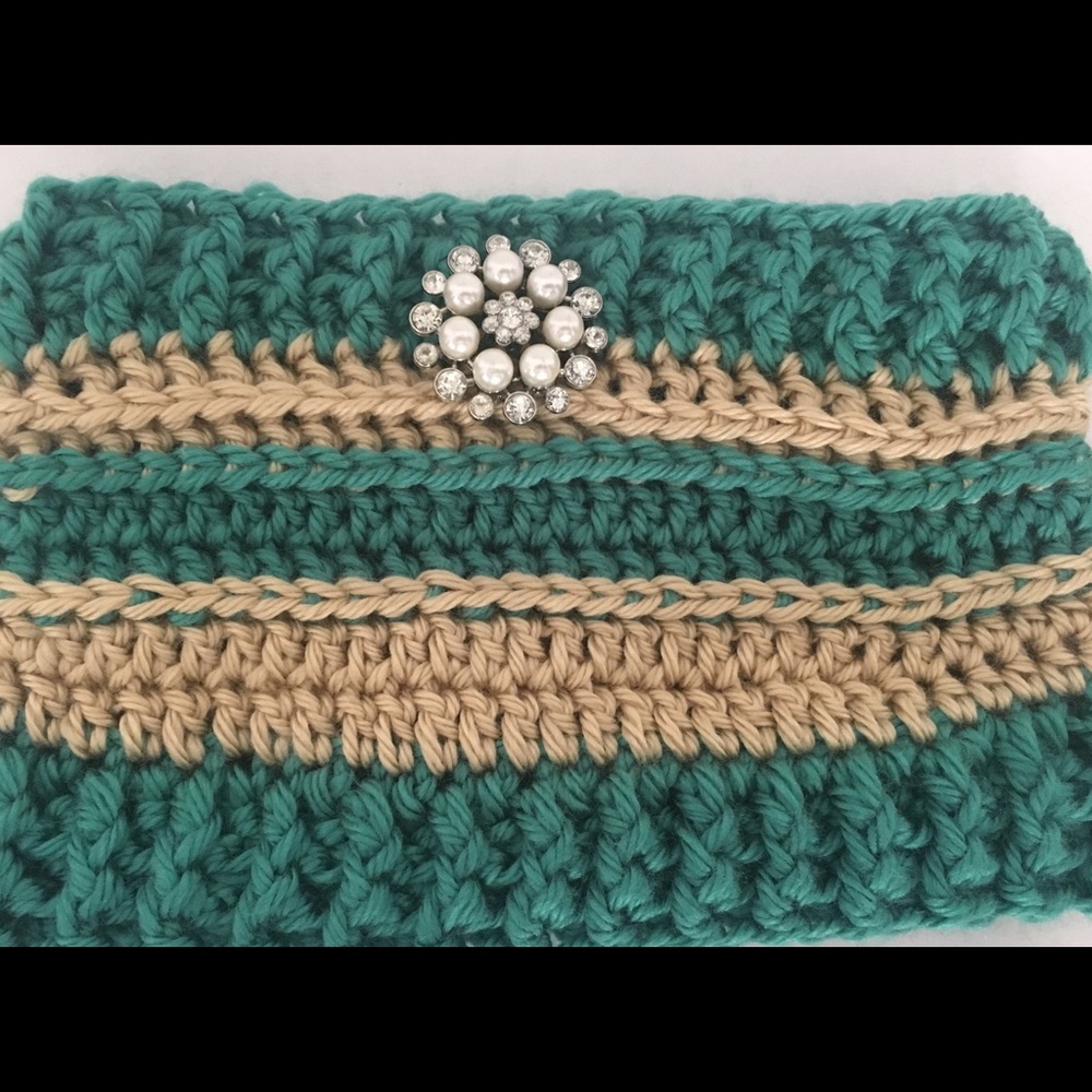 Women top and crochet ear warmer and bay dress