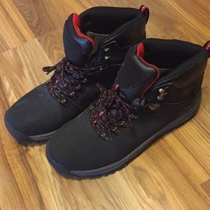 Men’s waterproof boots