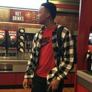 Meet your Posher, Leonard