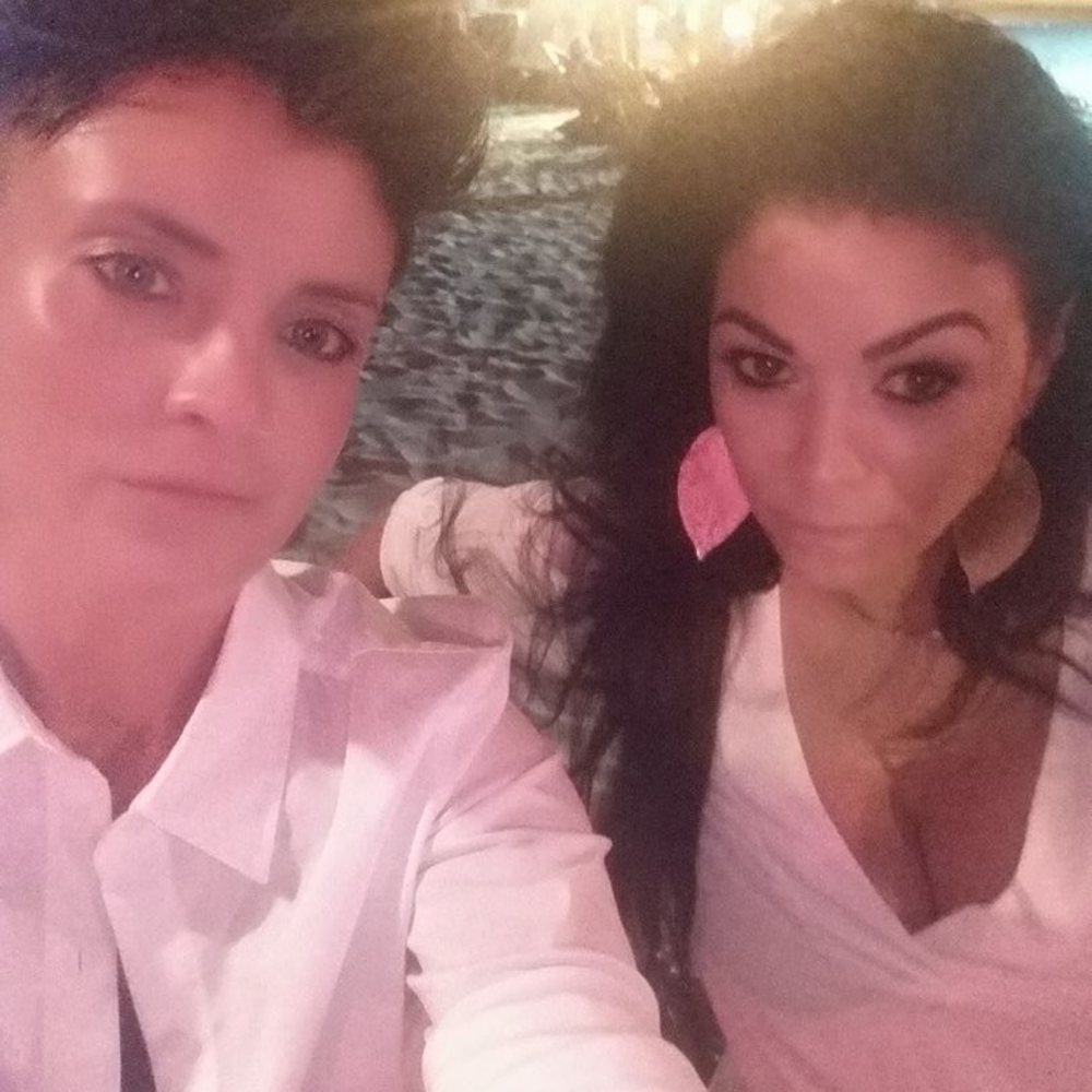 Meet your Posher, Gris