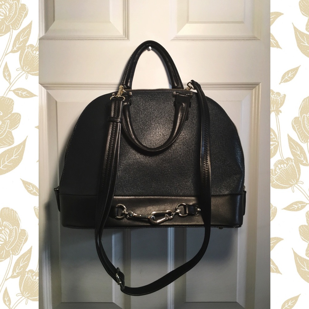 LIKE NEW big sturdy & roomy bowler bag 💼