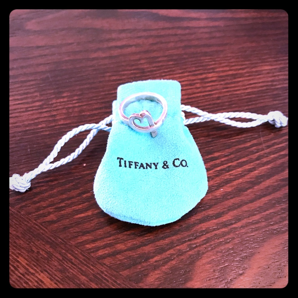 💙💙 Tiffany& Co. Heart ring 💙💙