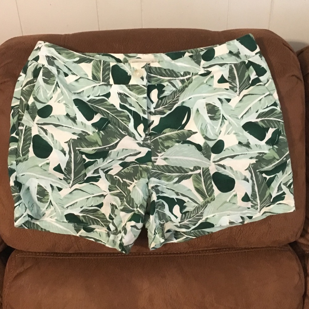 EUC Sainttropez West shorts Size 8