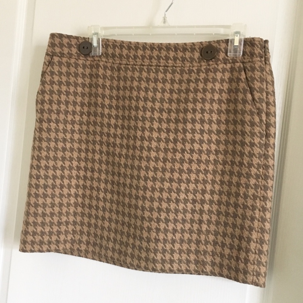 Loft tan skirt