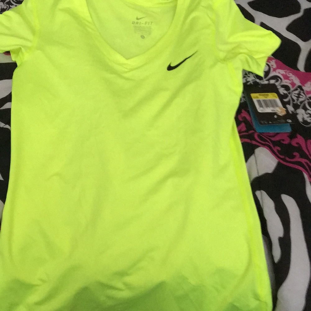 Nike shirt neon green