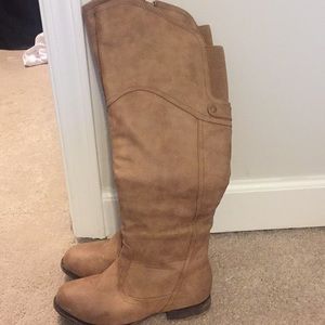 Light brown boots