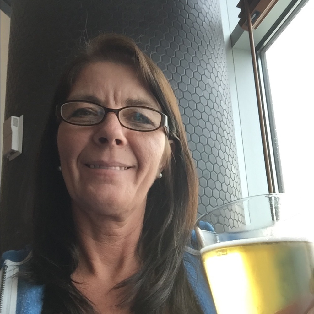 Meet your Posher, Valerie