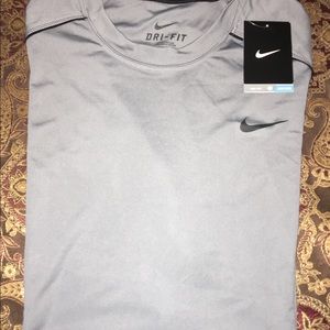 Awesome Nike Dri-Fit Grey & Black Shirt NWT XXL