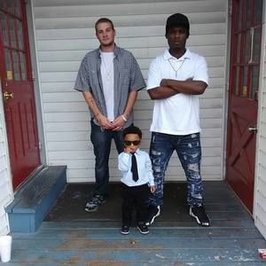 Meet your Posher, Thomas