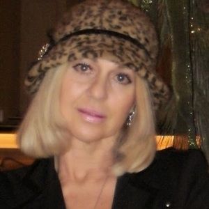 Meet your Posher, Gina