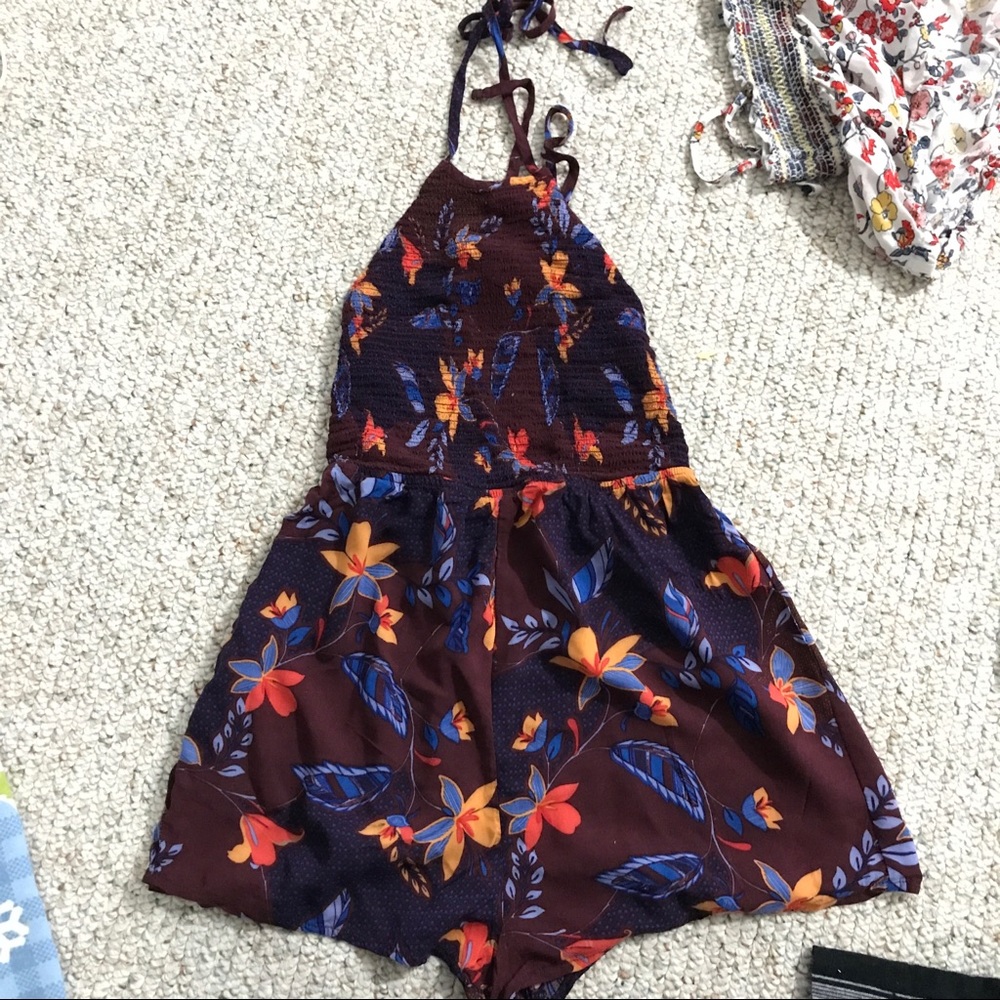 NEVER WORN Urban Outfitters Halter/Open back