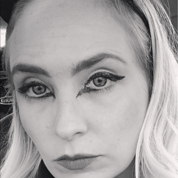 Meet your Posher, Jayme - Picture 1 of 1