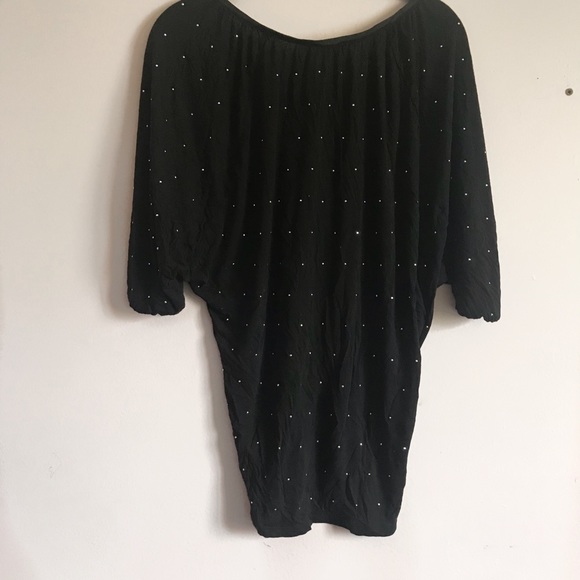 quarter sleeve black with beads shirt - Picture 2 of 3