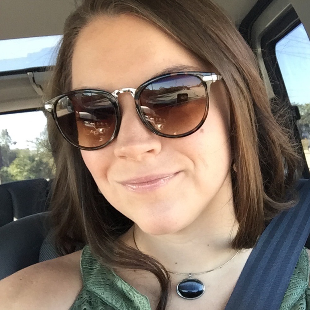 Meet your Posher, Alex